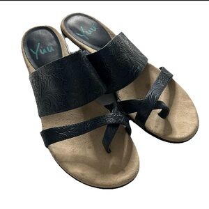 Yuu Navy Portney Comfort Wedge Sandals Women’s‎ Size 9